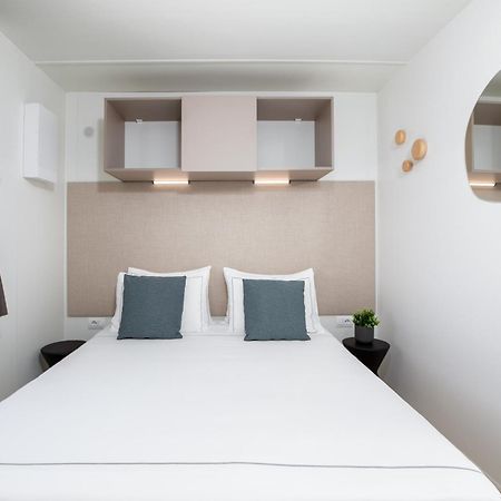 Arena Stupice Camping Homes Premantura Esterno foto