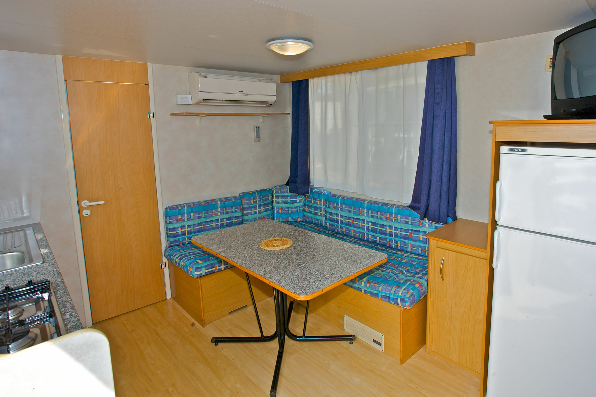 Arena Stupice Camping Homes Premantura Esterno foto